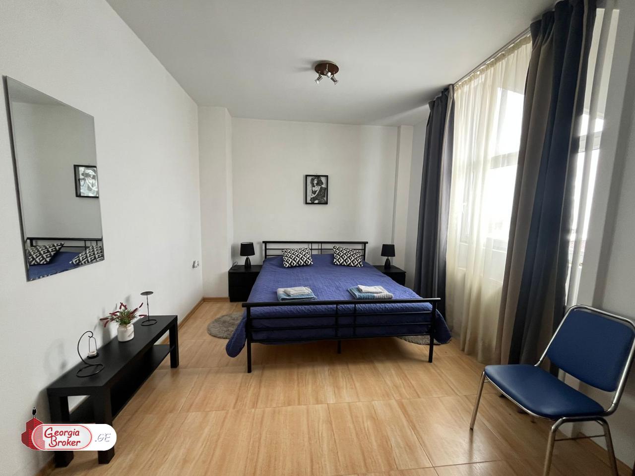 იყიდება ახალი გარემონტებული 3 ოთახიანი ბინა გუდაურში